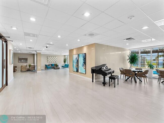 Building Photo - 3500 Galt Ocean Dr