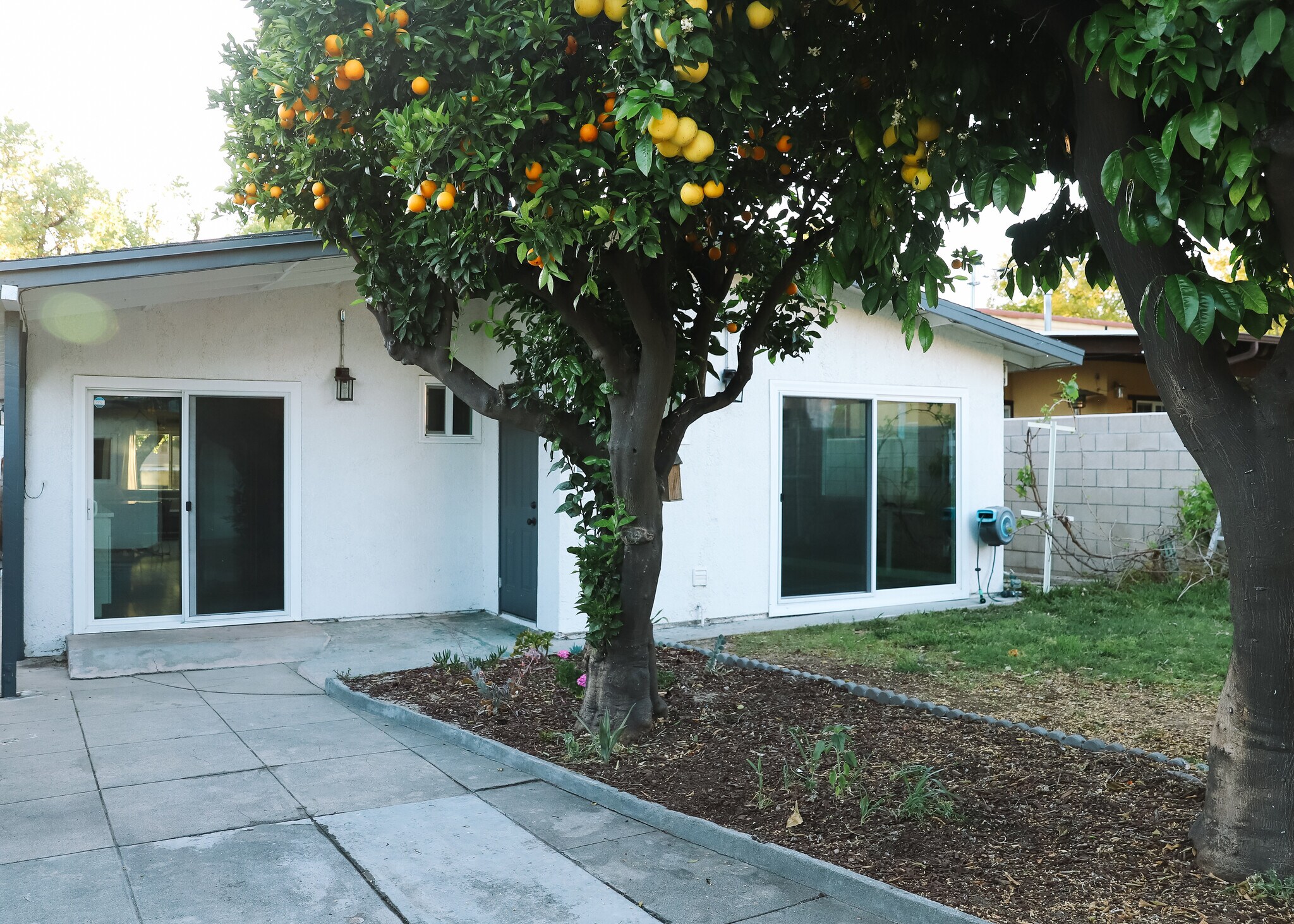 Building Photo - 1130 Wesley Ave