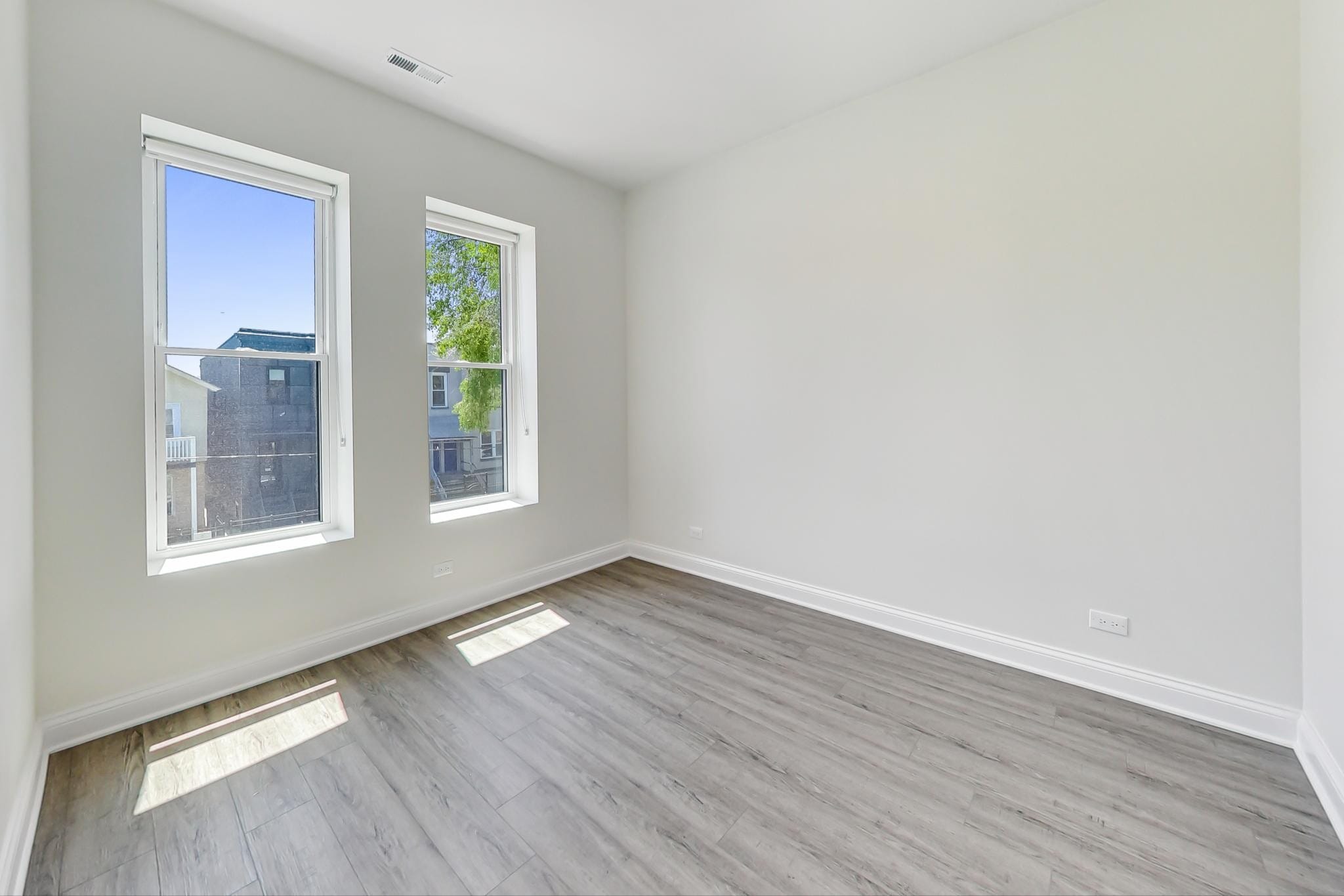 Building Photo - 2312 W Ohio St