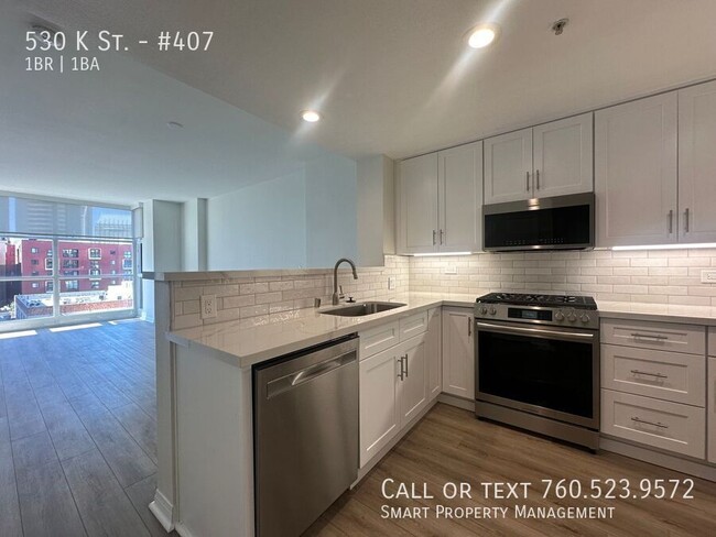 Building Photo - Completely Remodeled Gorgeous Gaslamp Cond...