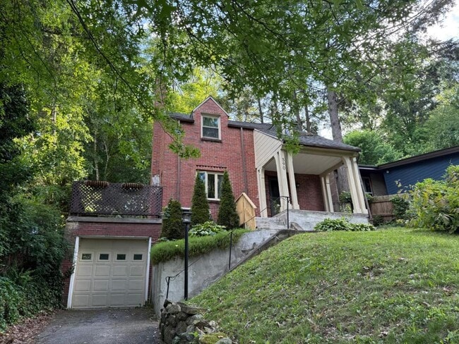 Building Photo - Orchard Drive  390