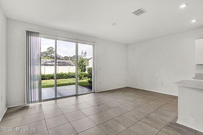 Building Photo - 296 Anthony Dr