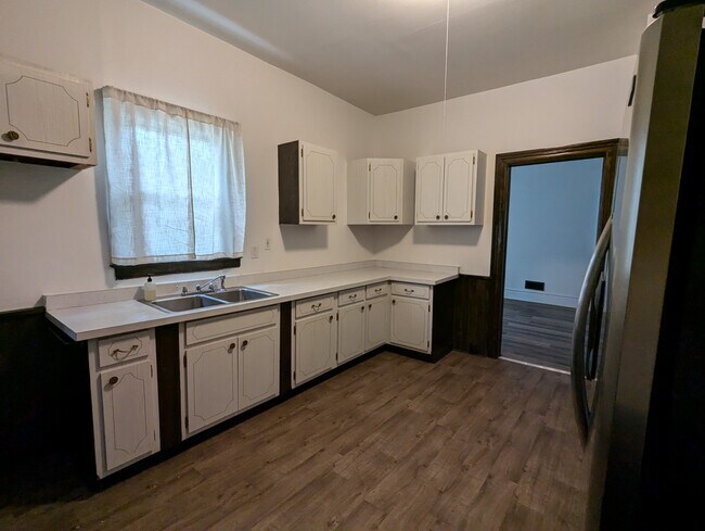 Building Photo - Hopson