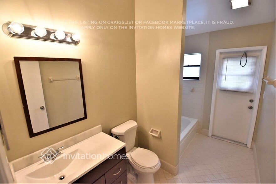 Building Photo - 7195 NW 5th Ave