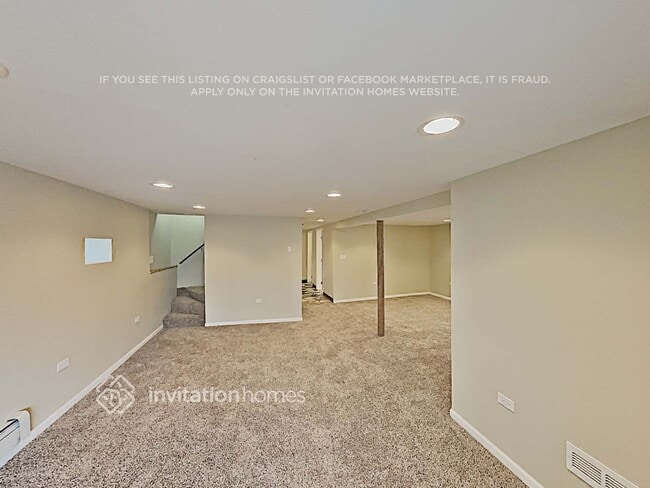 Building Photo - 7938 W Elmgrove Dr