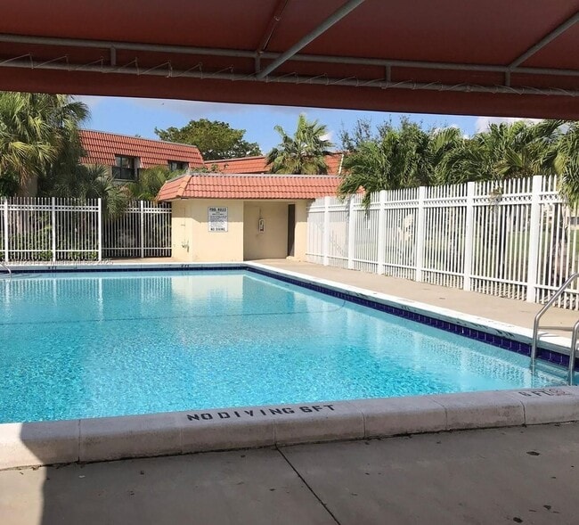 Building Photo - 10070 NW 6th St