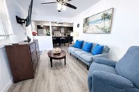 Building Photo - 324 Van Buren St