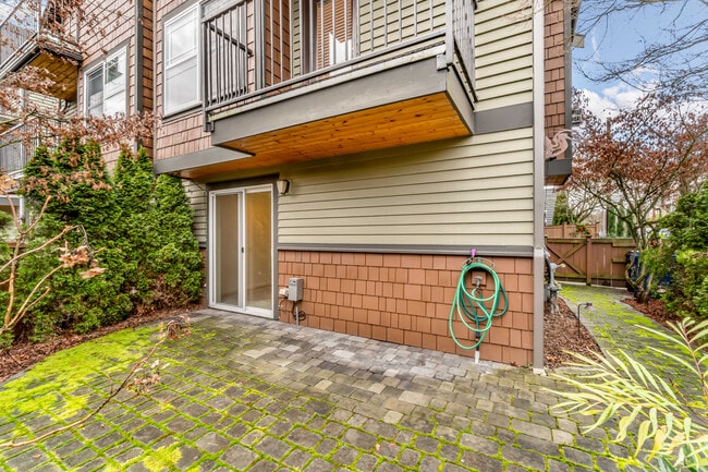 Building Photo - 1103 NW 85th St