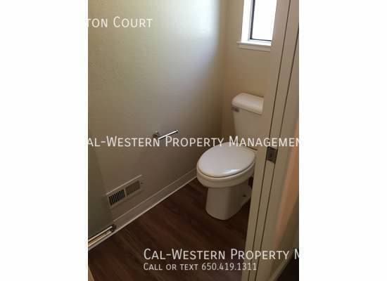 Building Photo - 1317 Coniston Ct