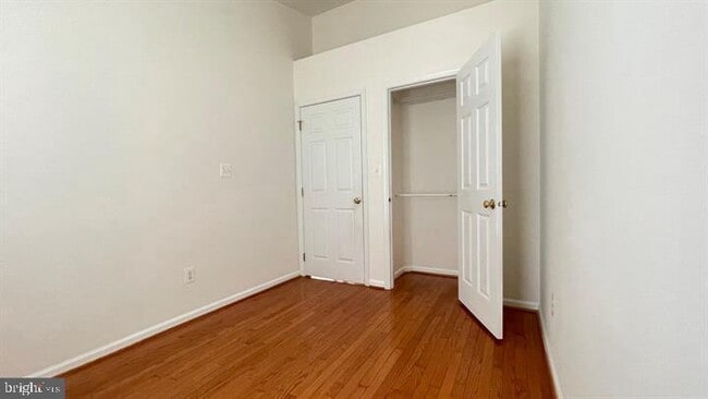 Building Photo - 42760 Hollingsworth Terrace