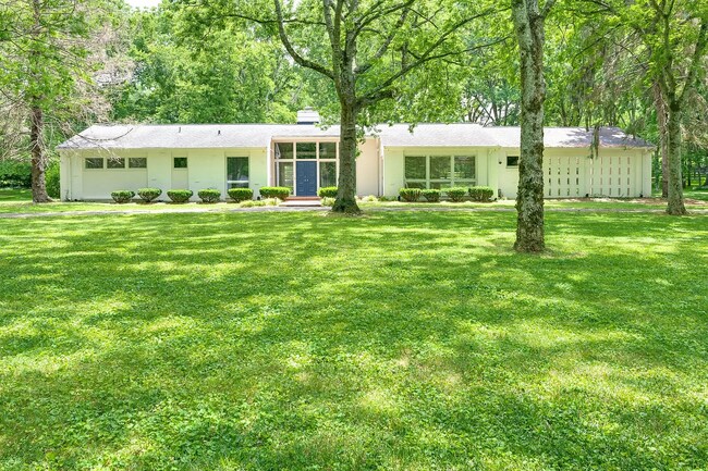 Primary Photo - 6112 Melbourne Drive, Nashville, TN 37215