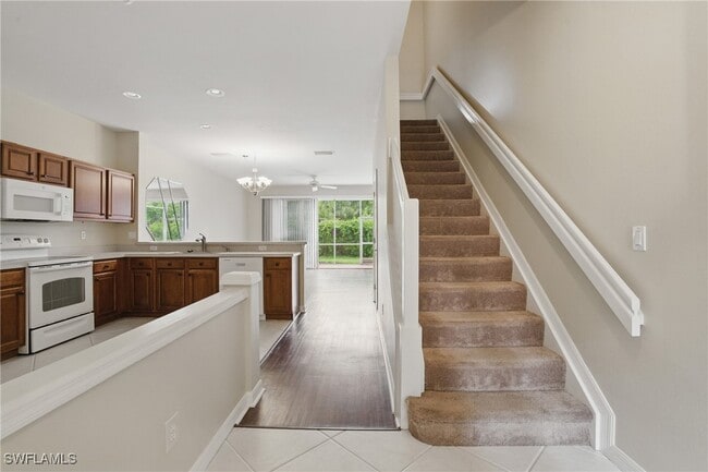Building Photo - 8310 Village Edge Cir