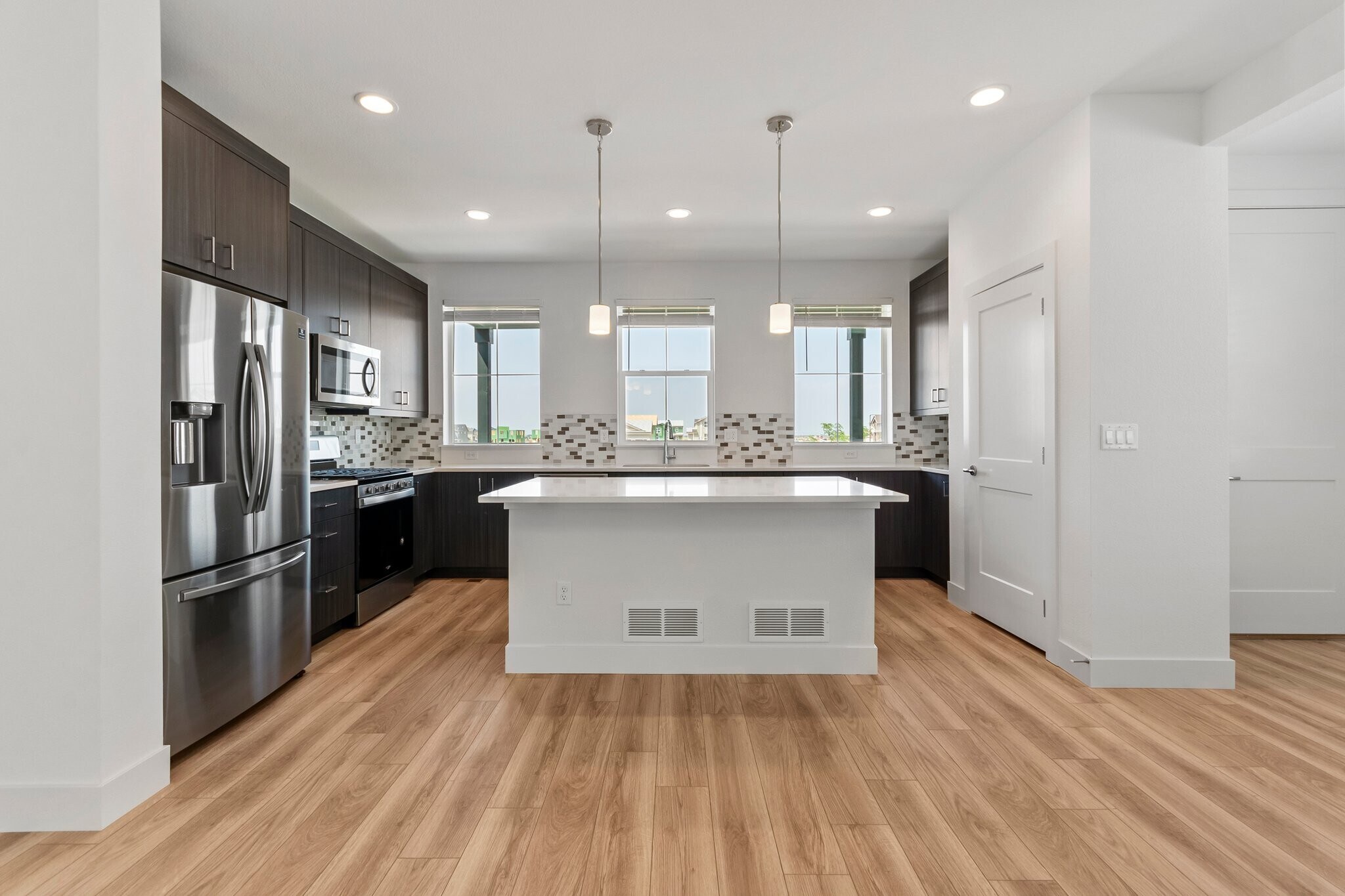Building Photo - 6106 Netherland Ct
