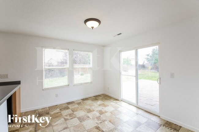 Building Photo - 243 Silver Spur Ct