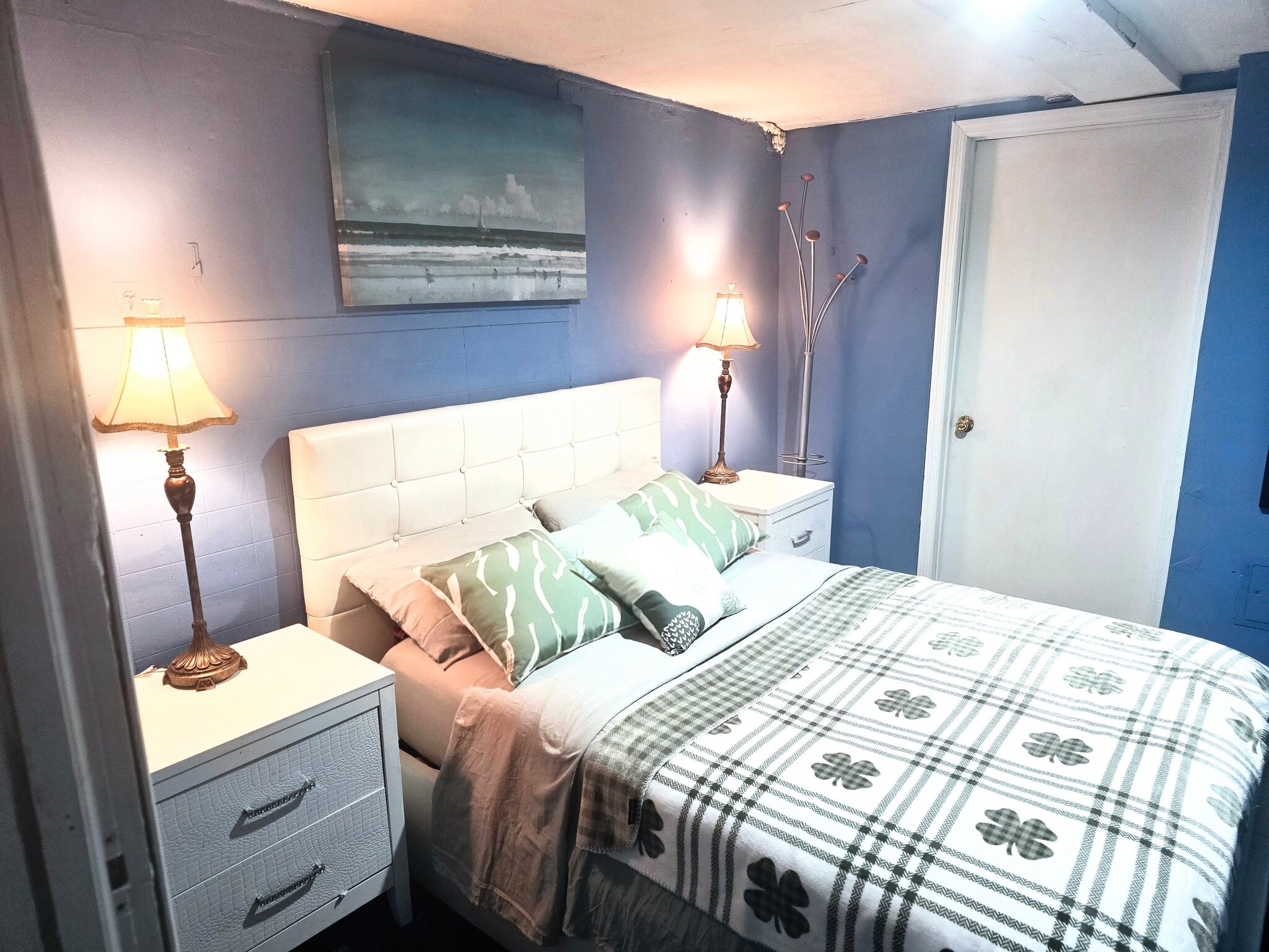 Building Photo - 913 Franklin Ave