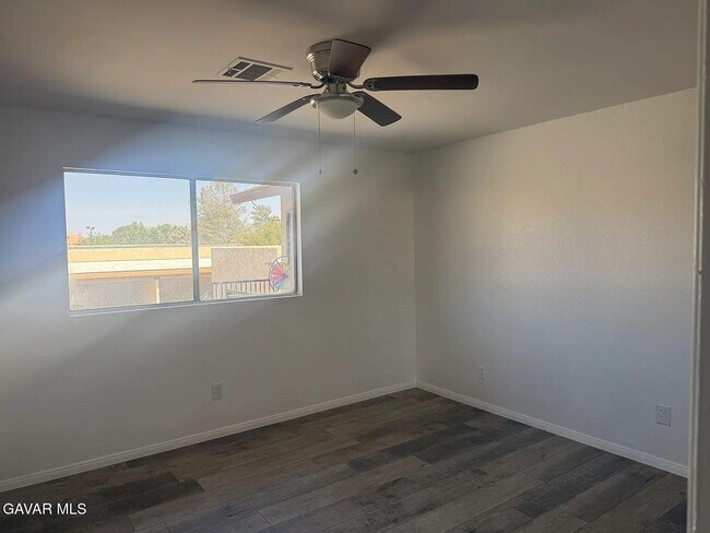Building Photo - 4128 W Ave L