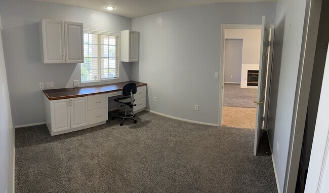 Building Photo - Gorgeous, Newly Redone 3 bed 2 Bath Home in The Most Sought-After Adult Community in Hemet!