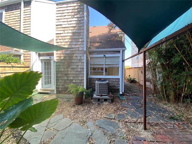 Building Photo - 2 Mariners Cv N