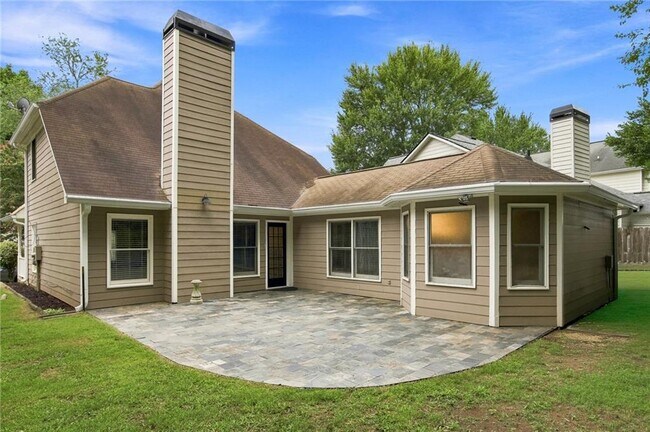 Building Photo - 5527 Bridge Pointe Dr
