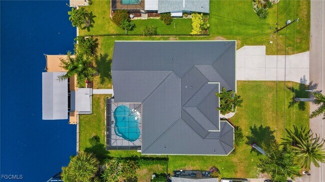 Building Photo - 1418 Shelby Pkwy