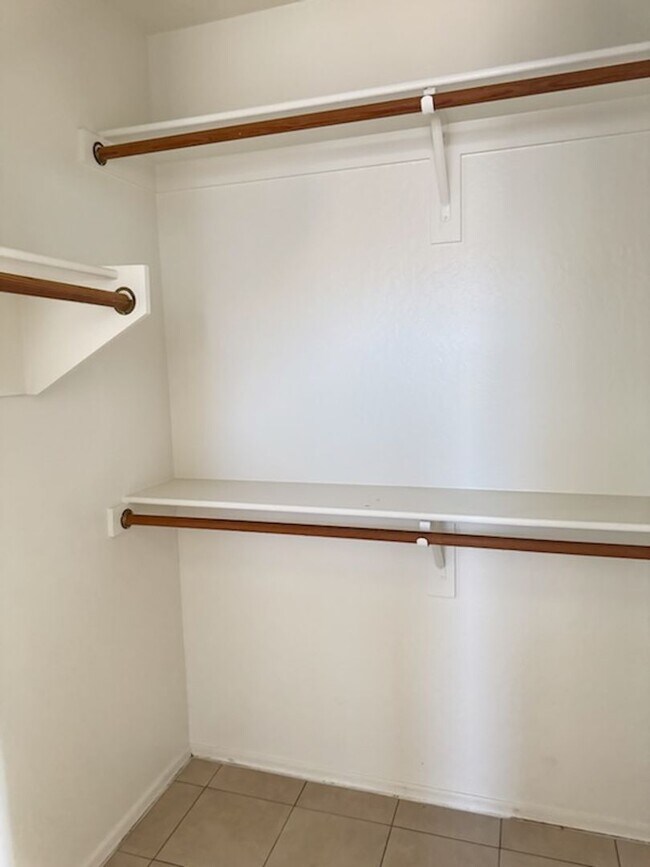 Building Photo - Jewel in South Tempe 3 bedroom rental