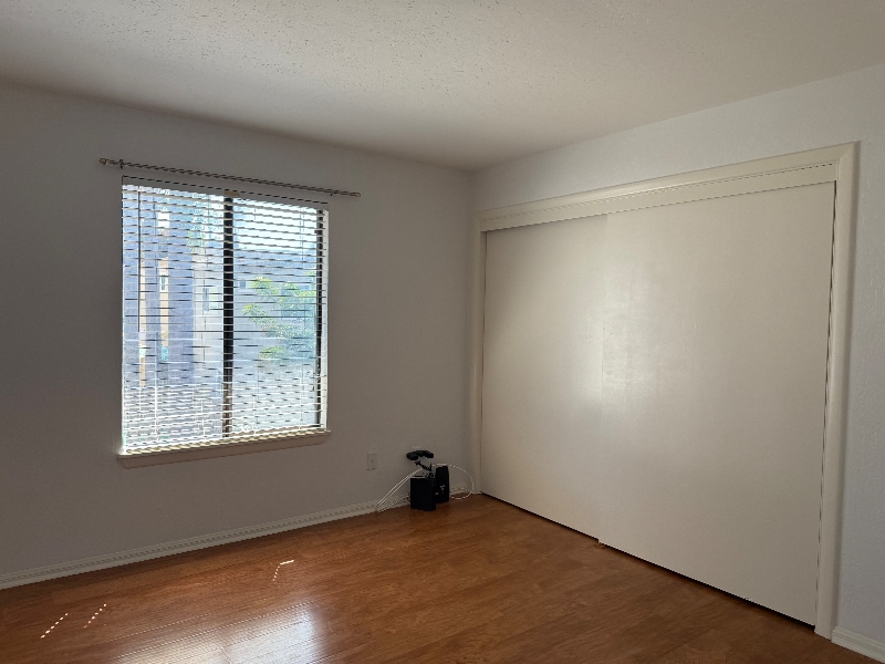 Building Photo - 247 Juniper Ave