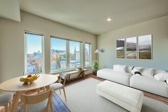 Urban 1 Bedroom Furnished - Dunn Motors Apartments