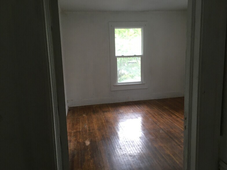 Building Photo - 3134 N College Ave