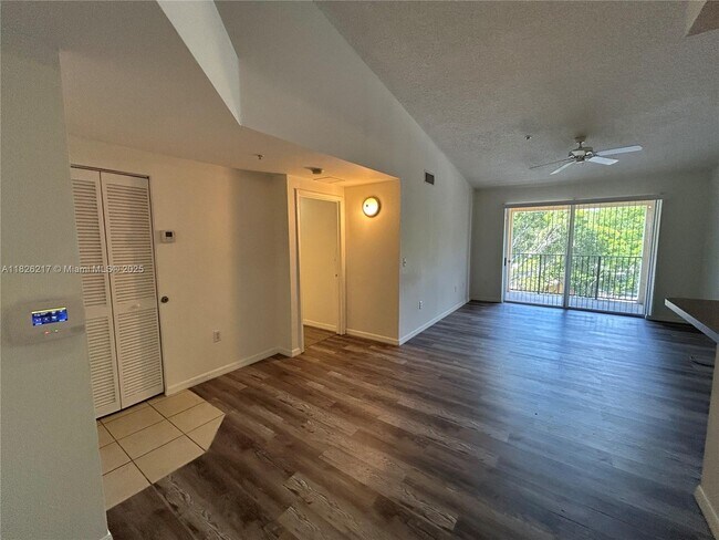 Building Photo - 2360 E Preserve Way