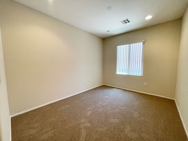 Building Photo - BEAUTIFUL HOME IN SOLERA SUN CITY ANTHEM