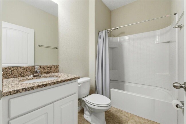 Building Photo - 145 Waterside Cir