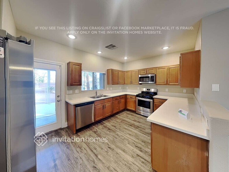 Building Photo - 8519 Treasure Trove St