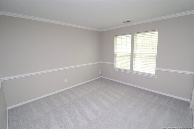 Building Photo - 805 Meeting Hall Dr
