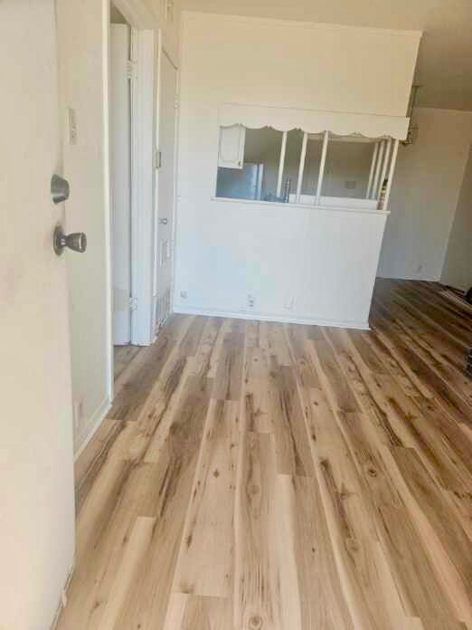 Building Photo - 414 E Avenue A