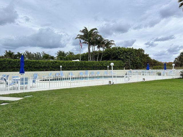 Building Photo - 125 S Ocean Ave