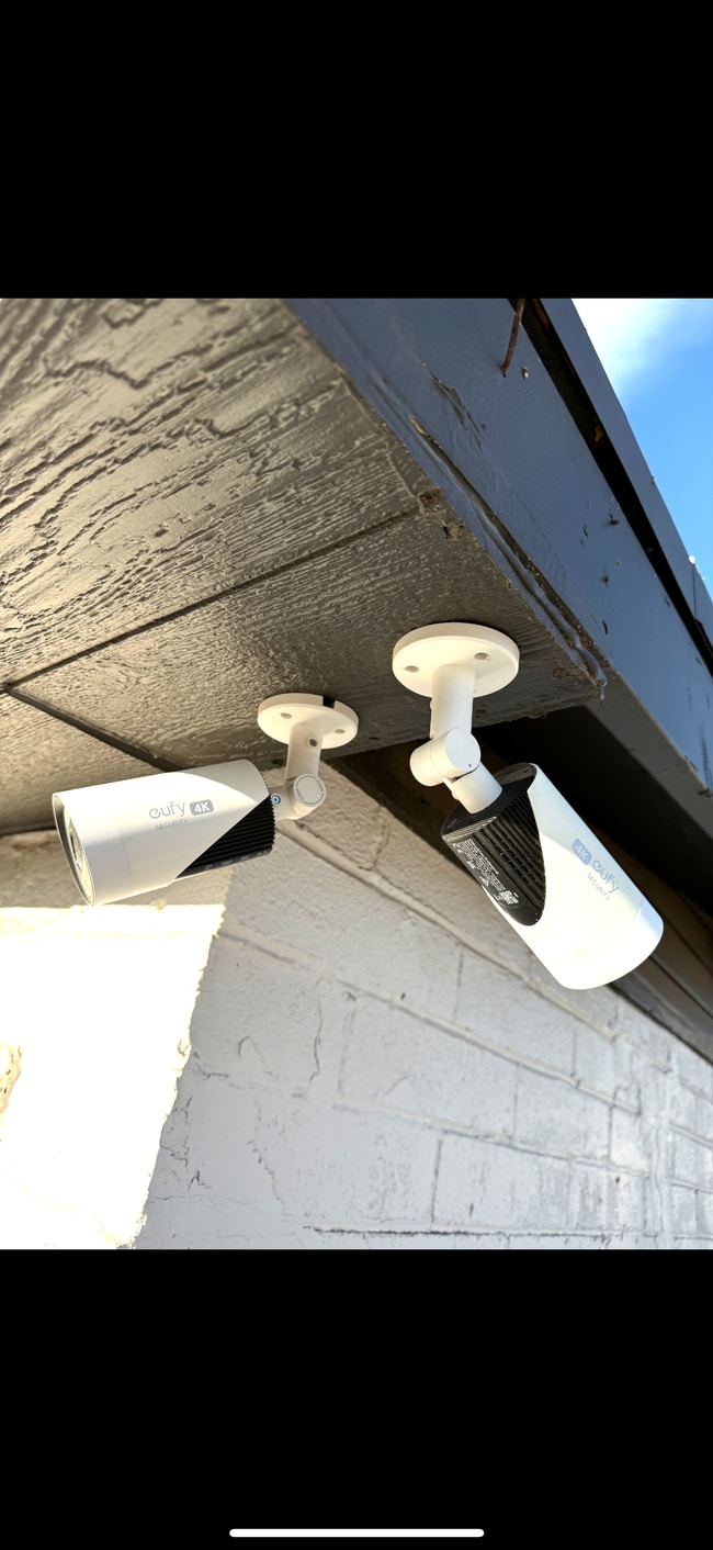 Building Photo - 6824 S Burcham Ave