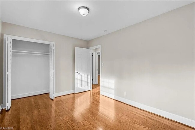 Building Photo - Earn Wealth While Leasing - Like a Homeowner - Lease to Own