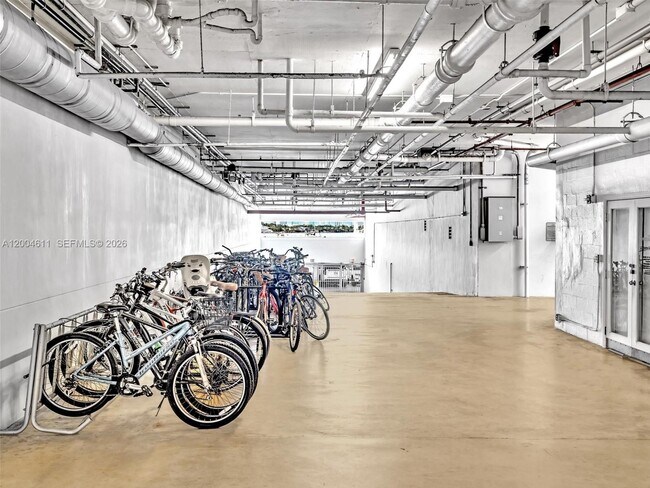 Building Photo - 1200 West Ave