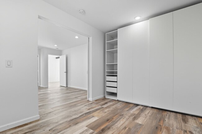 Building Photo - 6518 Kury Ln