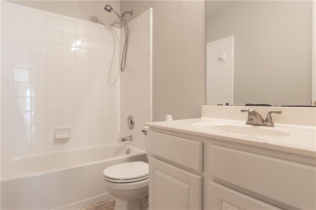 Building Photo - 1517 Hollyhock Ct