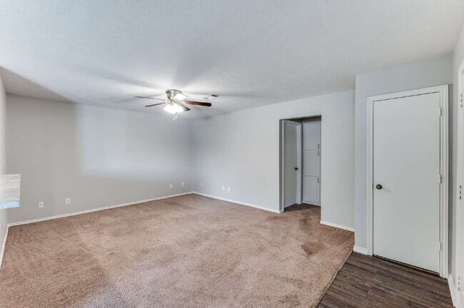 Building Photo - Prime Denton Living: 3-Bed Home Near UNT & Denton High