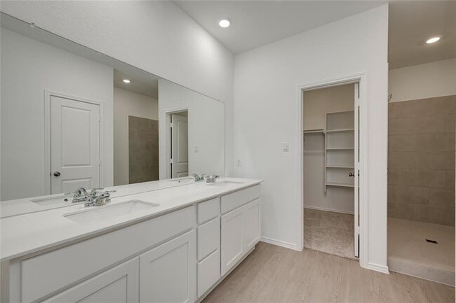 Building Photo - 324 Rock Spgs Dr