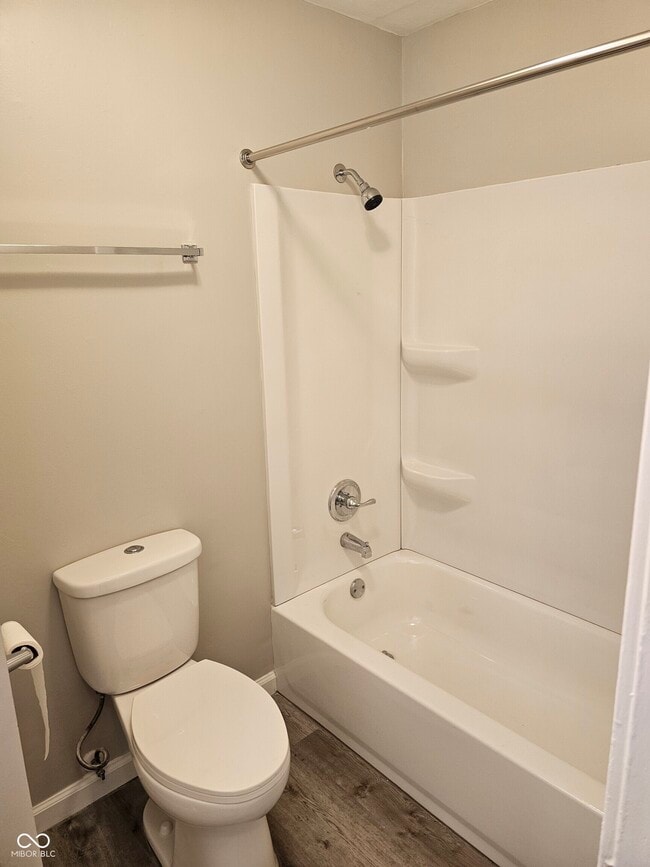 Building Photo - 3719 Celtic Dr