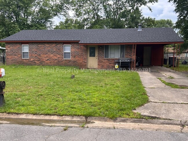 Primary Photo - 905 W Baltimore St