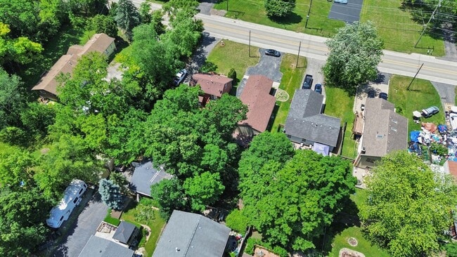 Building Photo - 35763 N Wilson Rd
