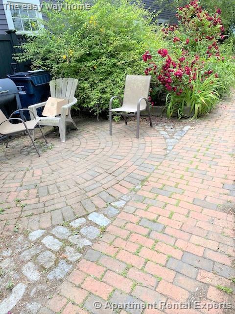 Building Photo - 61 Sixth St