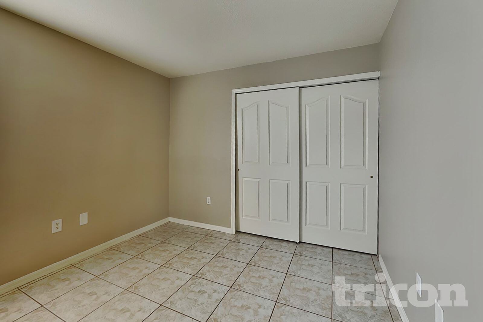 Building Photo - 2483 Brownwood Dr