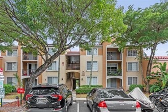 Building Photo - 2041 Renaissance Blvd