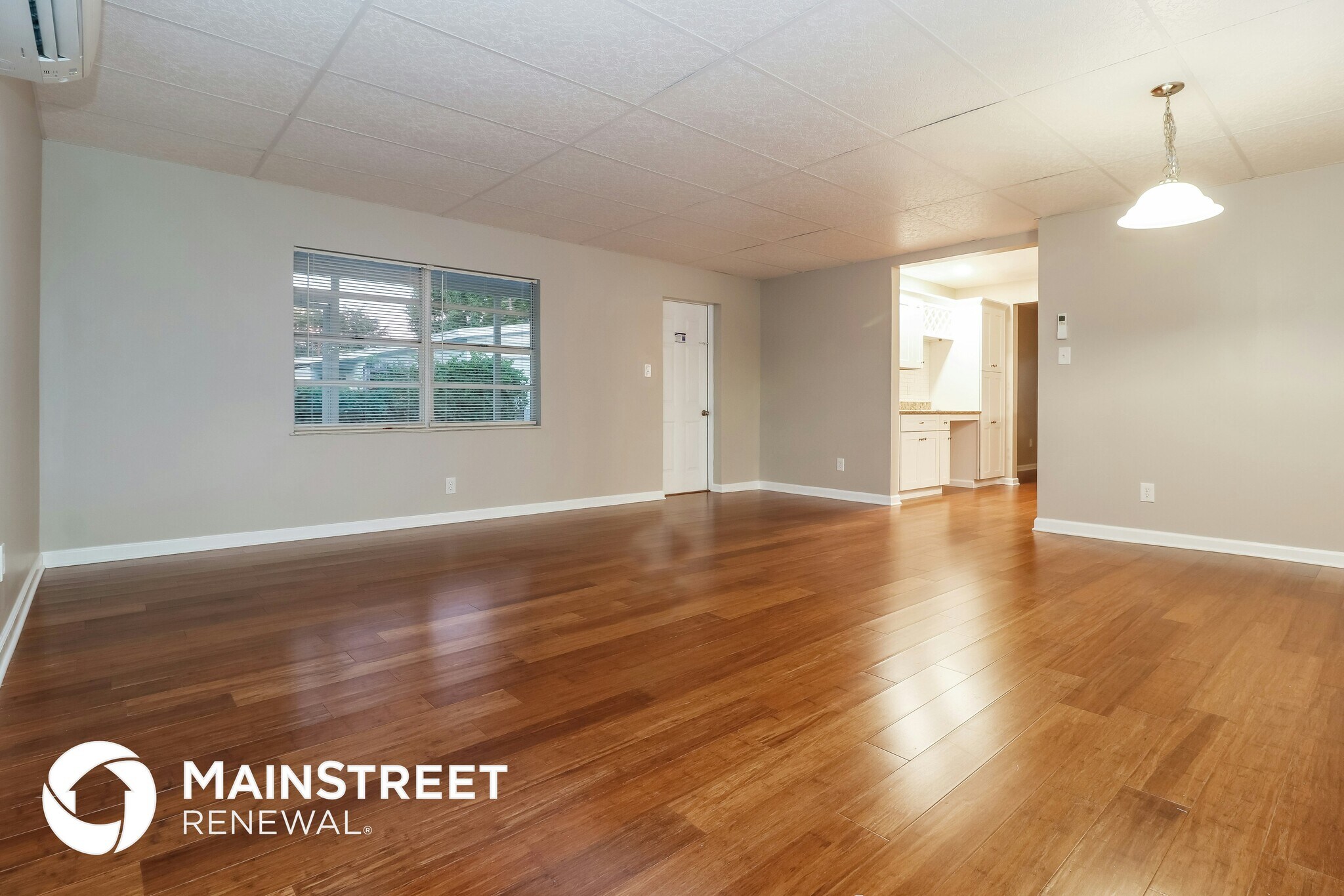 Building Photo - 723 Sunset Dr