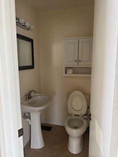 second floor bathroom - 7105 A1A S